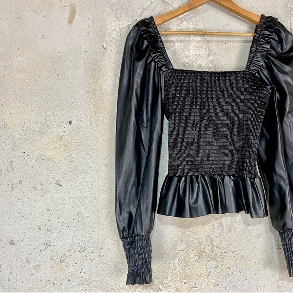 7 for all mankind black faux leather long sleeve smocked crop top small - Picture 1 of 9